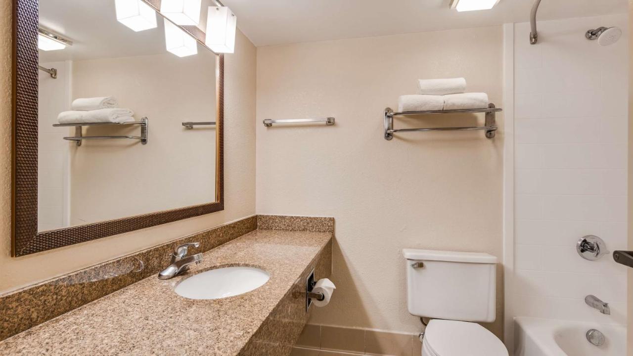 Best Western Fishers Indianapolis Area Bagian luar foto